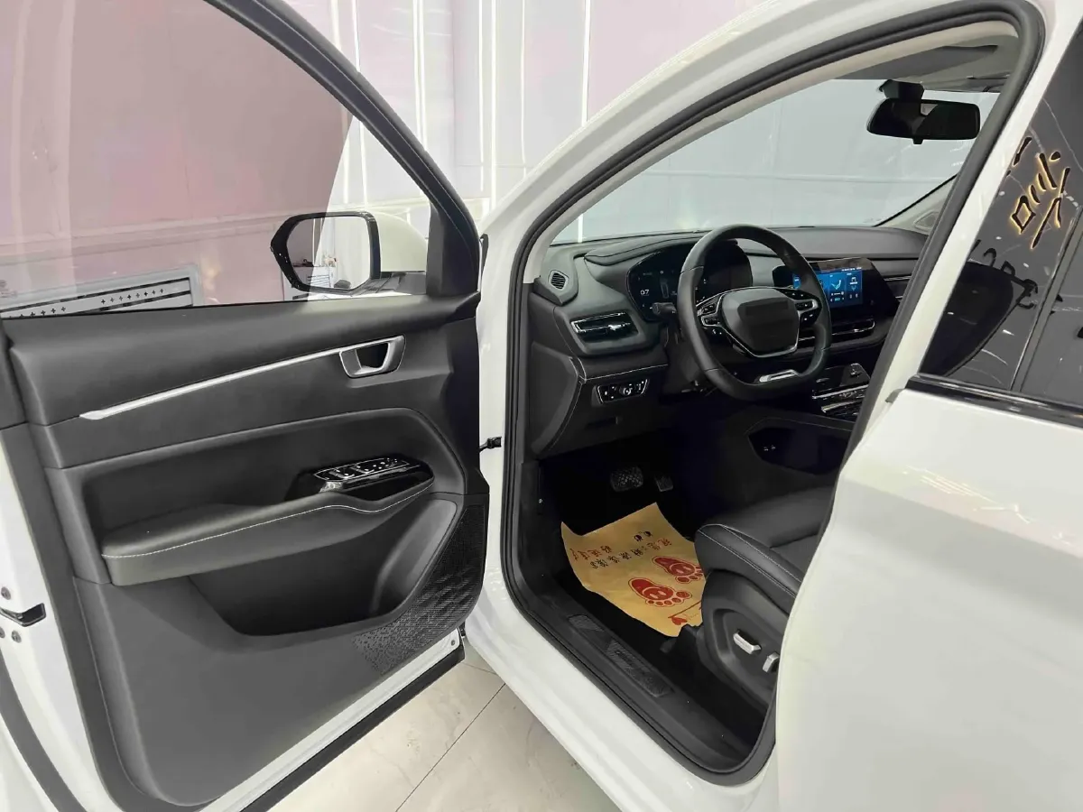 2020 WuLing KaiJie 1.5T 147HP L4 CVT,autocango,china used car exporter,china ev exporter,chinese used car exporter,chinese used ev exporter