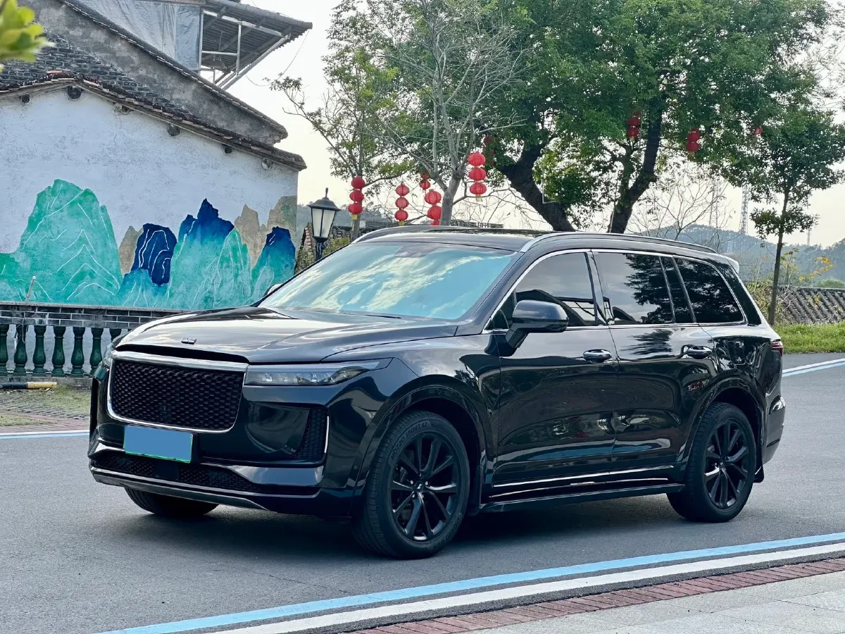 2020 Li ONE Range Extended 131HP REEV 40.5KWH,autocango,china used car exporter,china ev exporter,chinese used car exporter,chinese used ev exporter