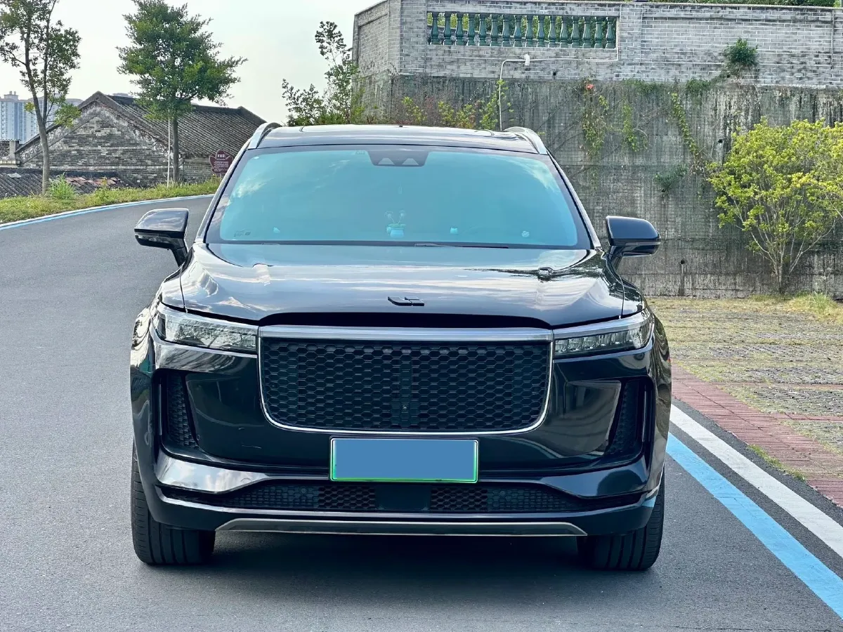 2020 Li ONE Range Extended 131HP REEV 40.5KWH,autocango,china used car exporter,china ev exporter,chinese used car exporter,chinese used ev exporter