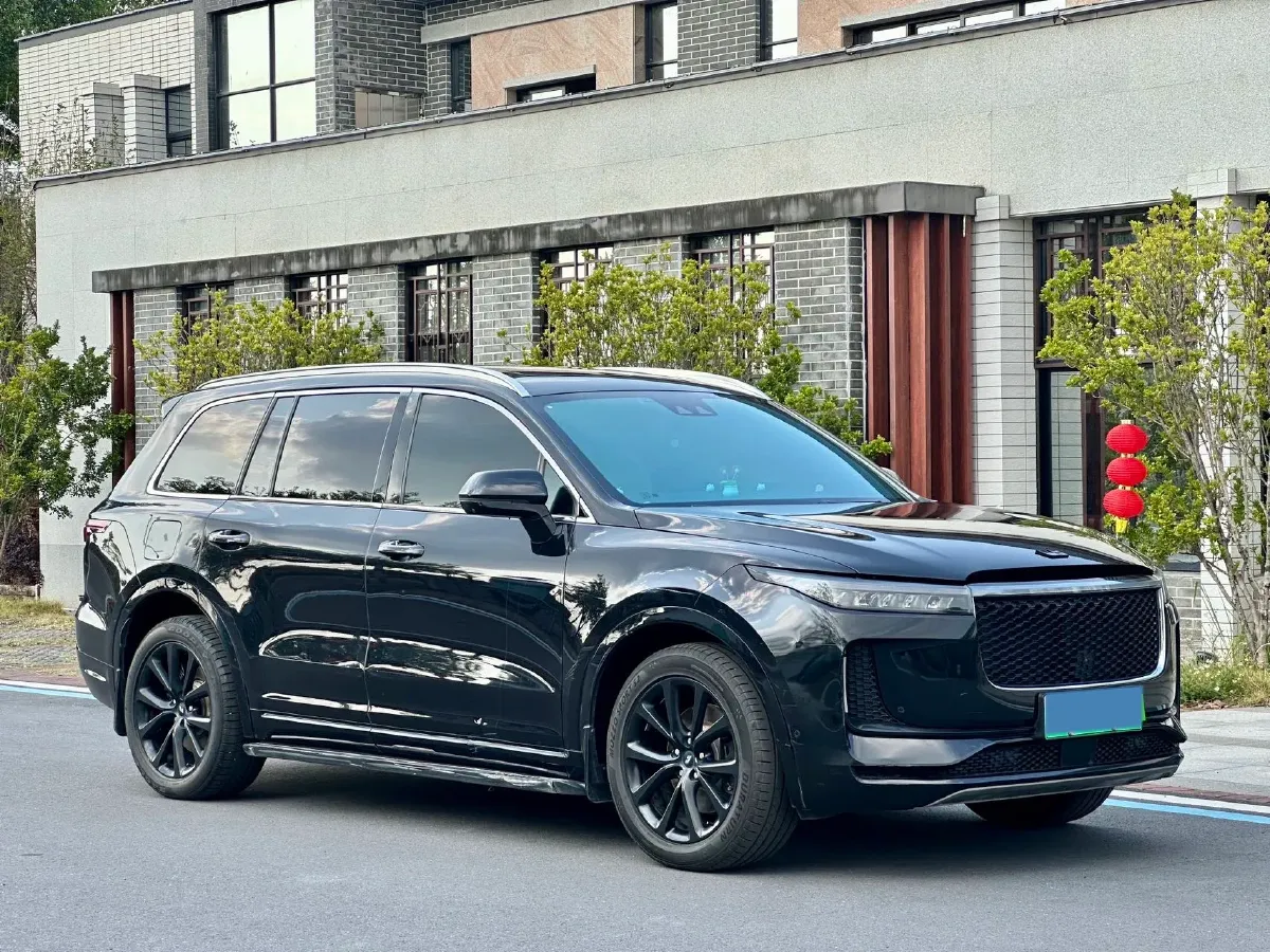 2020 Li ONE Range Extended 131HP REEV 40.5KWH,autocango,china used car exporter,china ev exporter,chinese used car exporter,chinese used ev exporter