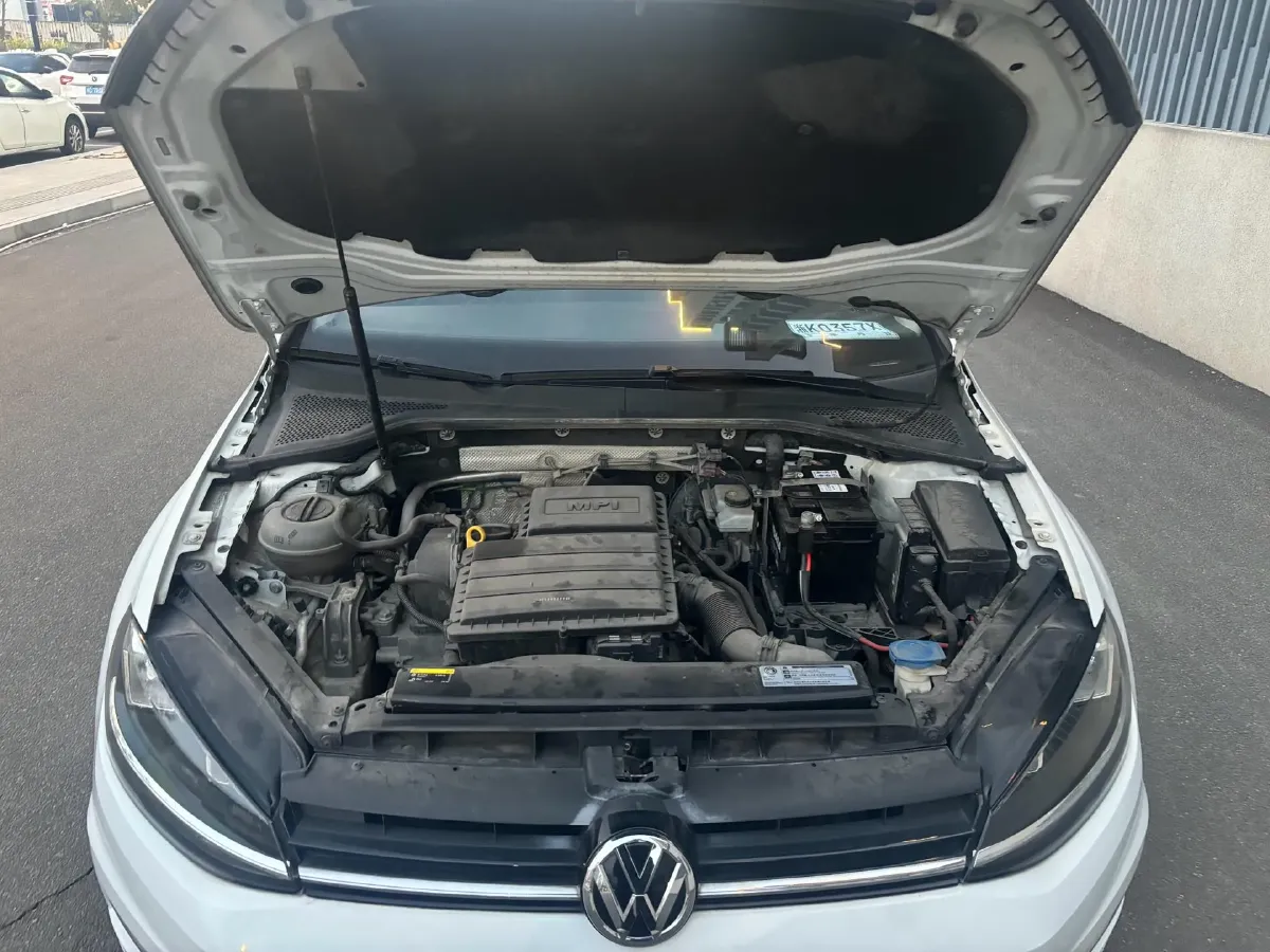 2018 Volkswagen Golf 1.6L 110HP L4 6AT,autocango,china used car exporter,china ev exporter,chinese used car exporter,chinese used ev exporter