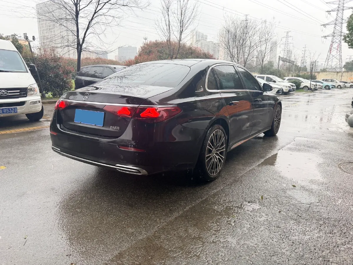 2025 Mercedes-Benz E Class 2.0T 258HP L4 9AT,autocango,china used car exporter,china ev exporter,chinese used car exporter,chinese used ev exporter