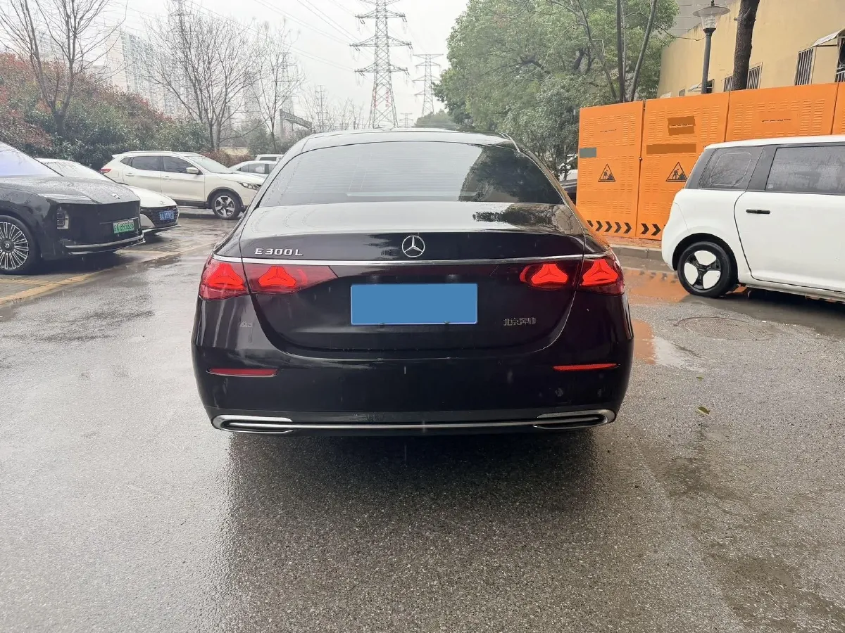 2025 Mercedes-Benz E Class 2.0T 258HP L4 9AT,autocango,china used car exporter,china ev exporter,chinese used car exporter,chinese used ev exporter