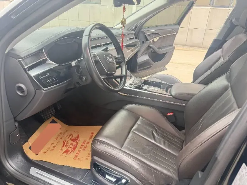 2021 Audi A8 3.0T 286HP V6 8AT,autocango,china used car exporter,china ev exporter,chinese used car exporter,chinese used ev exporter