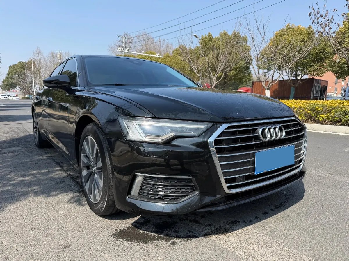 2019 Mercedes-Benz E Class 1.5T 184HP L4 9AT,autocango,china used car exporter,china ev exporter,chinese used car exporter,chinese used ev exporter