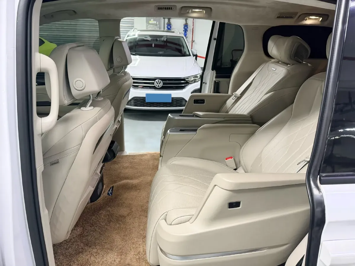 2023 Buick GL8 2.0T 237HP L4 9AT,autocango,china used car exporter,china ev exporter,chinese used car exporter,chinese used ev exporter