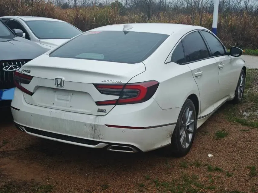 2022 Honda Accord 1.5T 194HP L4 CVT,autocango,china used car exporter,china ev exporter,chinese used car exporter,chinese used ev exporter