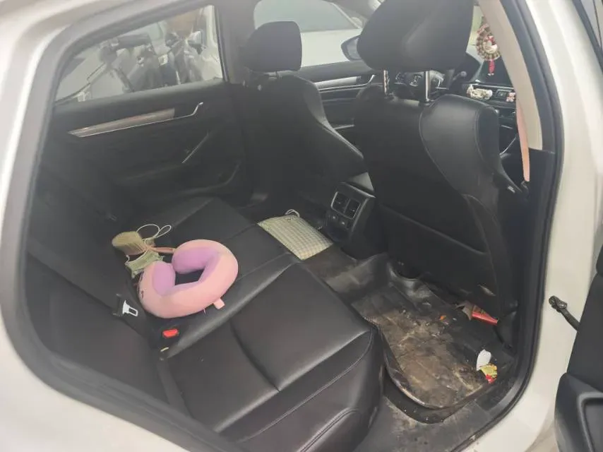 2022 Honda Accord 1.5T 194HP L4 CVT,autocango,china used car exporter,china ev exporter,chinese used car exporter,chinese used ev exporter