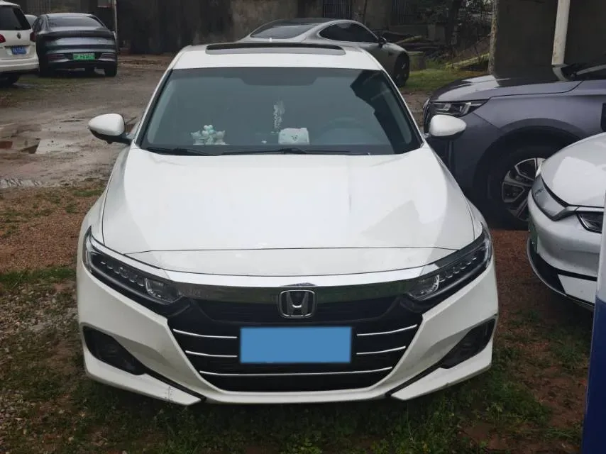 2022 Honda Accord 1.5T 194HP L4 CVT,autocango,china used car exporter,china ev exporter,chinese used car exporter,chinese used ev exporter