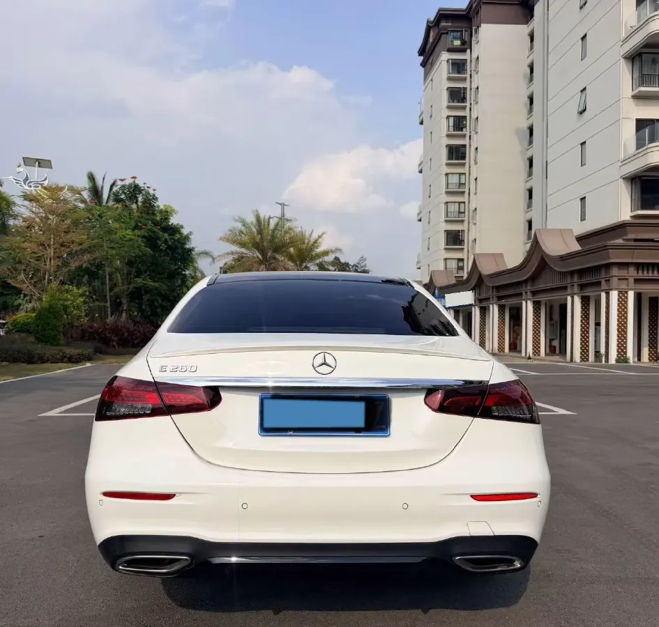 2021 Mercedes-Benz E Class 2.0T 197HP L4 9AT,autocango,china used car exporter,china ev exporter,chinese used car exporter,chinese used ev exporter