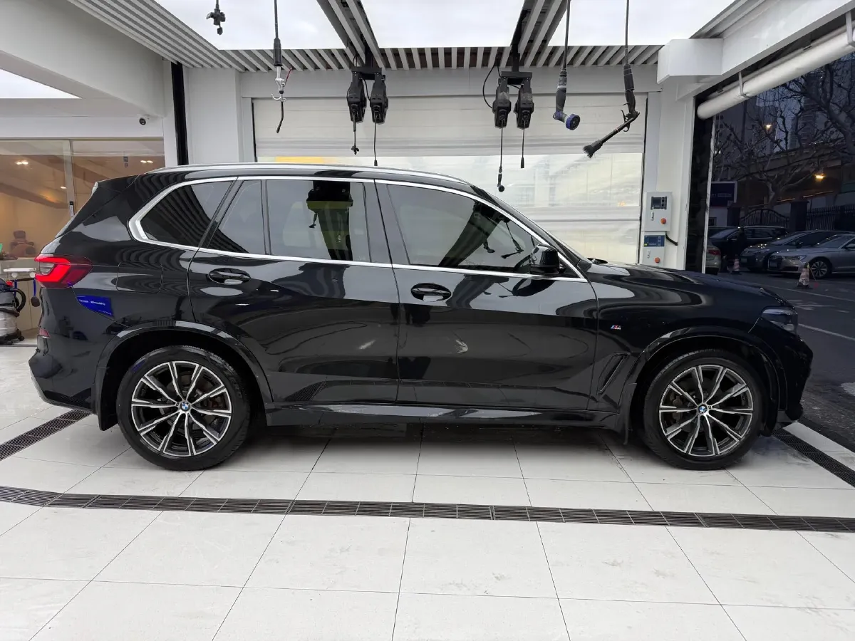 2021 BMW X5 2.0T 265HP L4 8AT,autocango,china used car exporter,china ev exporter,chinese used car exporter,chinese used ev exporter