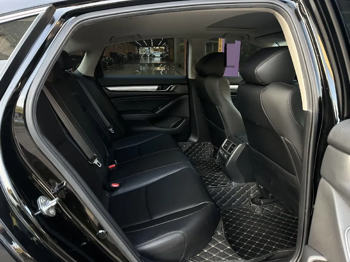 2022 Honda Accord 1.5T 194HP L4 CVT,autocango,china used car exporter,china ev exporter,chinese used car exporter,chinese used ev exporter