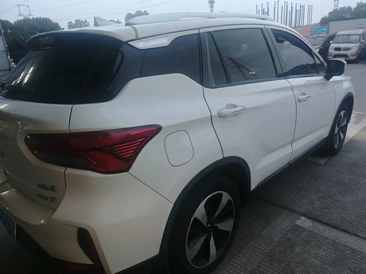 2017 GAC Trumpchi GS4 1.5T 152HP L4 5MT,autocango,china used car exporter,china ev exporter,chinese used car exporter,chinese used ev exporter