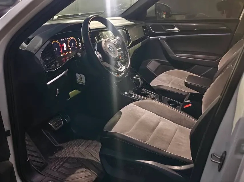 2021 Volkswagen Tayron 2.0T 220HP L4 7DCT,autocango,china used car exporter,china ev exporter,chinese used car exporter,chinese used ev exporter