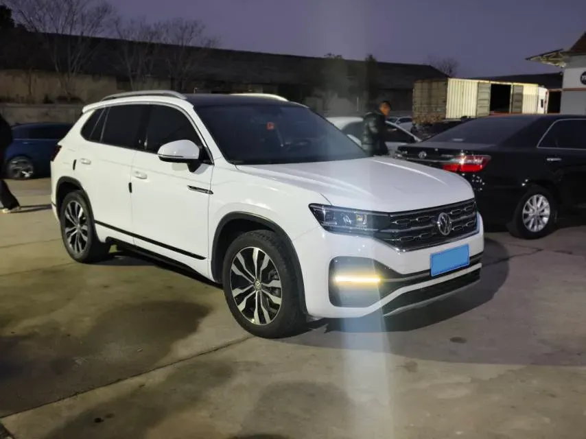 2021 Volkswagen Tayron 2.0T 220HP L4 7DCT,autocango,china used car exporter,china ev exporter,chinese used car exporter,chinese used ev exporter