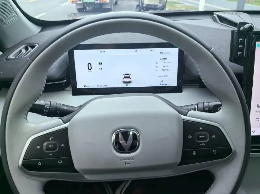 2025 ChangAn UNI-Z 1.5T 192HP L4 7DCT,autocango,china used car exporter,china ev exporter,chinese used car exporter,chinese used ev exporter