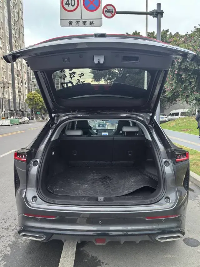 2025 ChangAn UNI-Z 1.5T 192HP L4 7DCT,autocango,china used car exporter,china ev exporter,chinese used car exporter,chinese used ev exporter