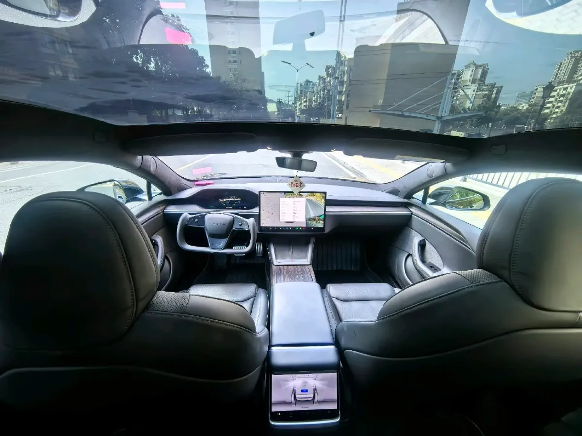 2023 BMW BEV 111.5KWH,autocango,china used car exporter,china ev exporter,chinese used car exporter,chinese used ev exporter