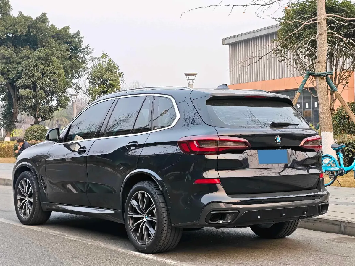 2021 BMW X5 3.0T 340HP L6 8AT,autocango,china used car exporter,china ev exporter,chinese used car exporter,chinese used ev exporter
