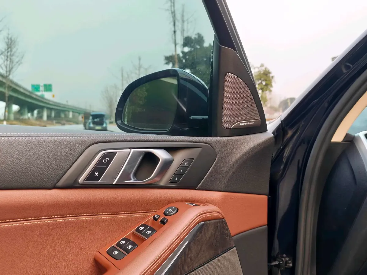 2021 BMW X5 3.0T 340HP L6 8AT,autocango,china used car exporter,china ev exporter,chinese used car exporter,chinese used ev exporter