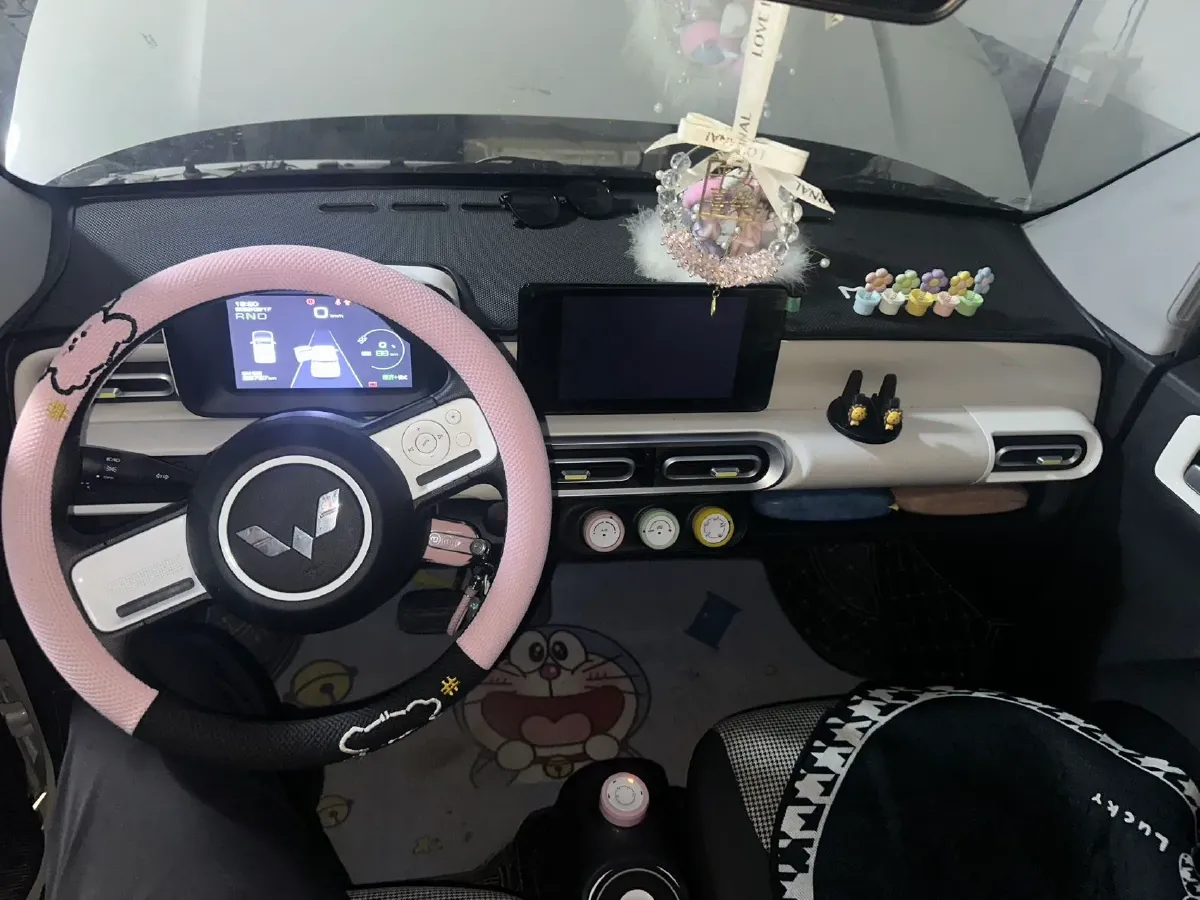 2024 WuLing HongGuang MINI EV BEV 17.3KWH,autocango,china used car exporter,china ev exporter,chinese used car exporter,chinese used ev exporter