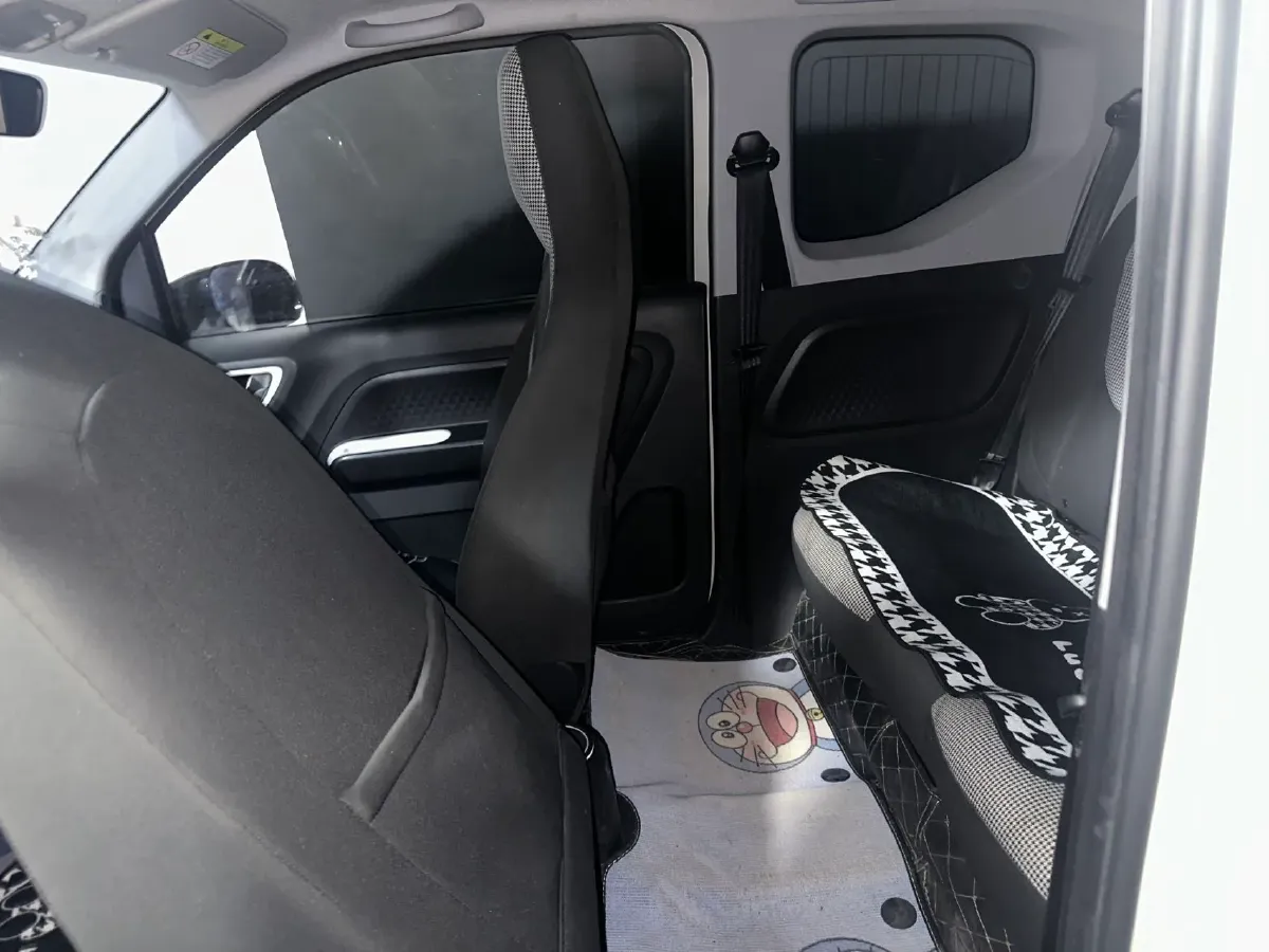 2024 WuLing HongGuang MINI EV BEV 17.3KWH,autocango,china used car exporter,china ev exporter,chinese used car exporter,chinese used ev exporter