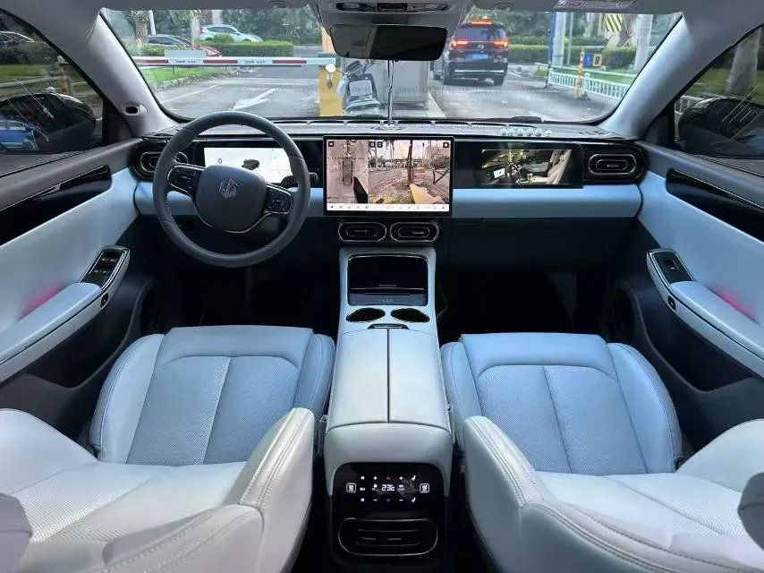 2023 Leapmotor C01 BEV 62.8KWH,autocango,china used car exporter,china ev exporter,chinese used car exporter,chinese used ev exporter