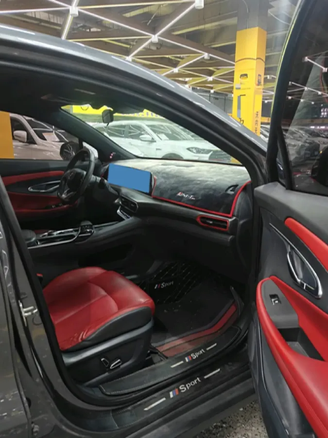 2020 ChangAn UNI-T 1.5T 180HP L4 7DCT,autocango,china used car exporter,china ev exporter,chinese used car exporter,chinese used ev exporter