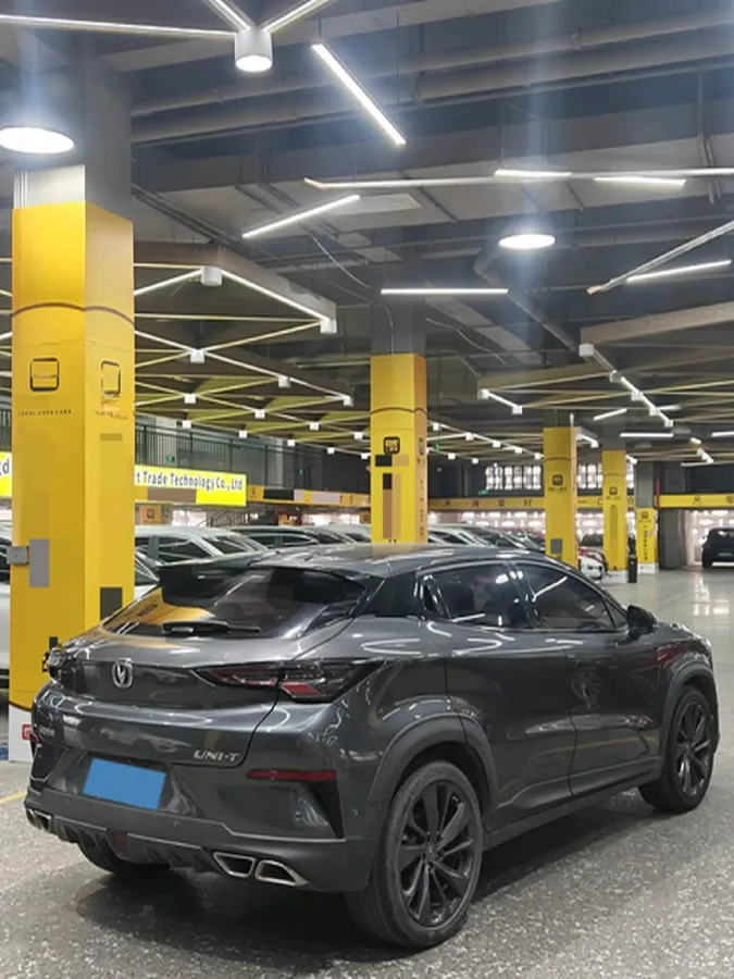 2020 ChangAn UNI-T 1.5T 180HP L4 7DCT,autocango,china used car exporter,china ev exporter,chinese used car exporter,chinese used ev exporter