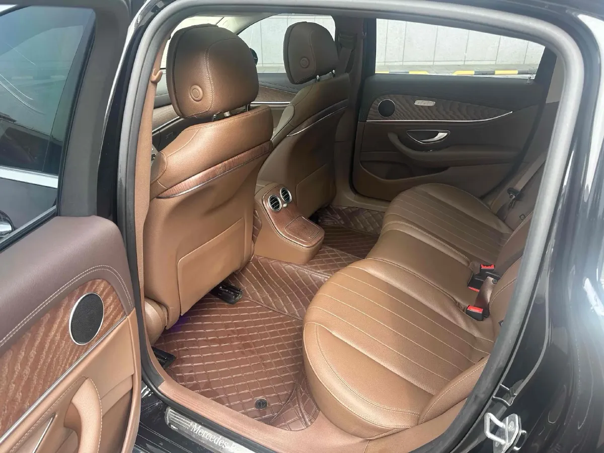 2022 Mercedes-Benz GLC Class 2.0T 258HP L4 9AT,autocango,china used car exporter,china ev exporter,chinese used car exporter,chinese used ev exporter