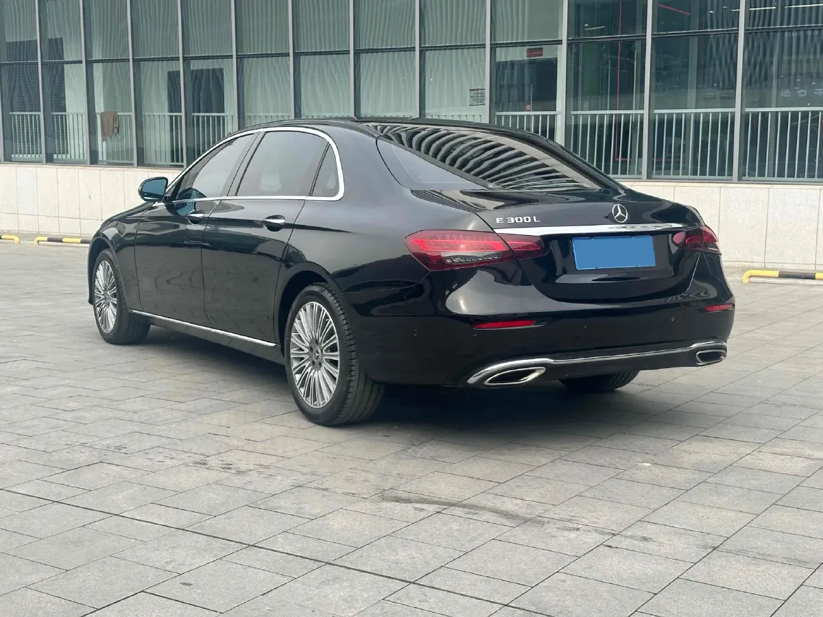 2022 Mercedes-Benz GLC Class 2.0T 258HP L4 9AT,autocango,china used car exporter,china ev exporter,chinese used car exporter,chinese used ev exporter