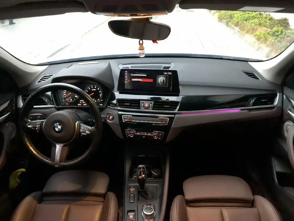 2022 BMW X1 2.0T 192HP L4 7DCT,autocango,china used car exporter,china ev exporter,chinese used car exporter,chinese used ev exporter