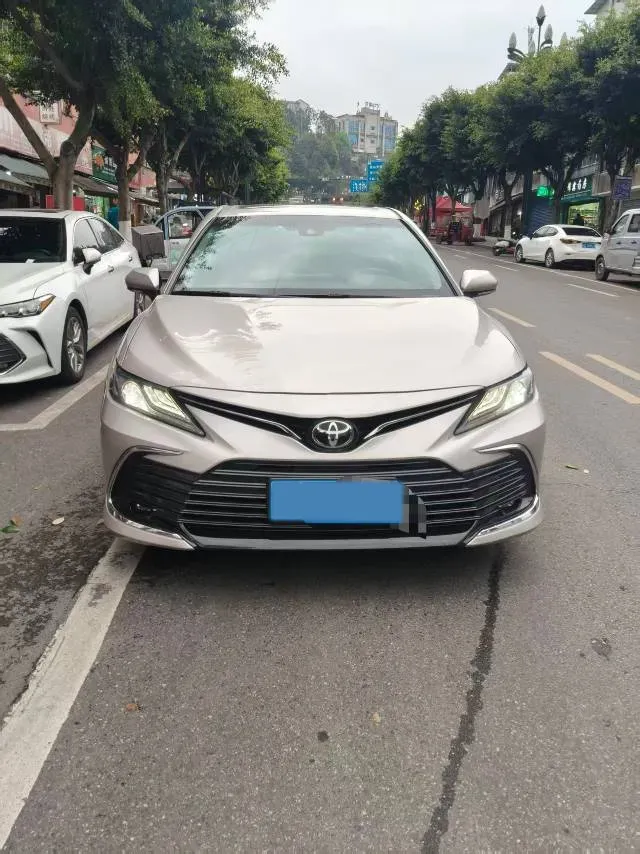 2023 Toyota Camry 2.0L 177HP L4 CVT,autocango,china used car exporter,china ev exporter,chinese used car exporter,chinese used ev exporter