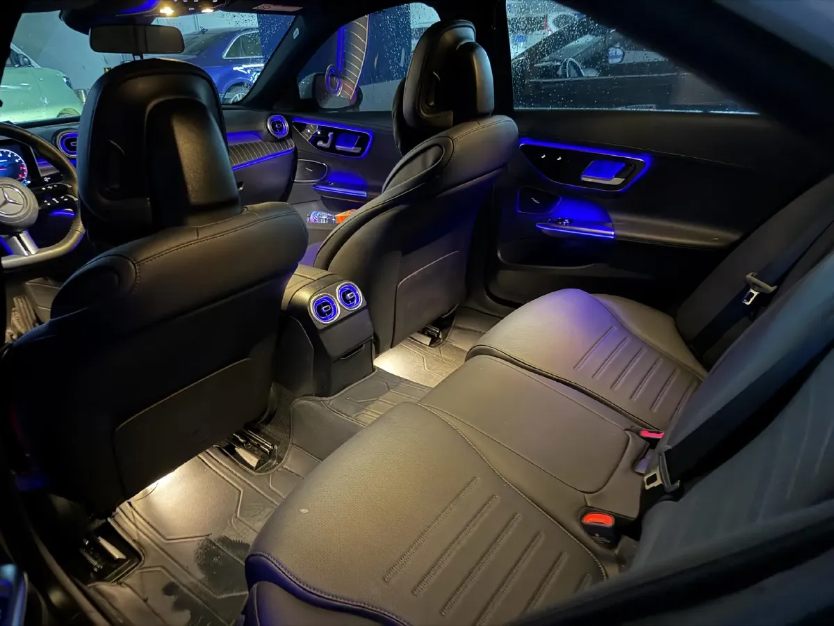 2025 Mercedes-Benz C Class 1.5T 204HP L4 9AT,autocango,china used car exporter,china ev exporter,chinese used car exporter,chinese used ev exporter