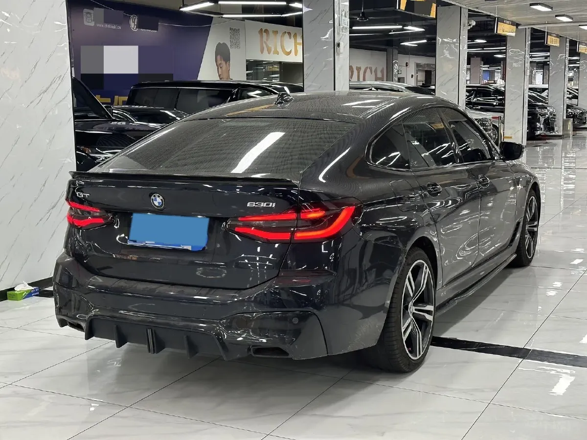 2022 BMW 6 Series GT 2.0T 245HP L4 8AT,autocango,china used car exporter,china ev exporter,chinese used car exporter,chinese used ev exporter