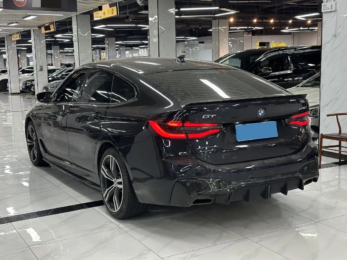 2022 BMW 6 Series GT 2.0T 245HP L4 8AT,autocango,china used car exporter,china ev exporter,chinese used car exporter,chinese used ev exporter