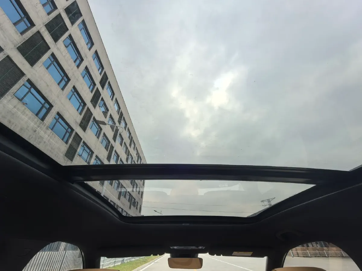 2024 Geely Galaxy L7 1.5T 163HP L4 3DHT PHEV 18.7KWH,autocango,china used car exporter,china ev exporter,chinese used car exporter,chinese used ev exporter