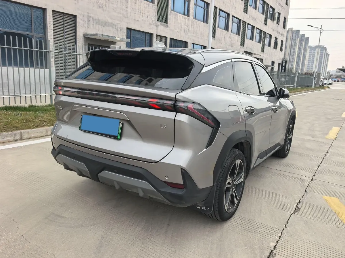 2024 Geely Galaxy L7 1.5T 163HP L4 3DHT PHEV 18.7KWH,autocango,china used car exporter,china ev exporter,chinese used car exporter,chinese used ev exporter