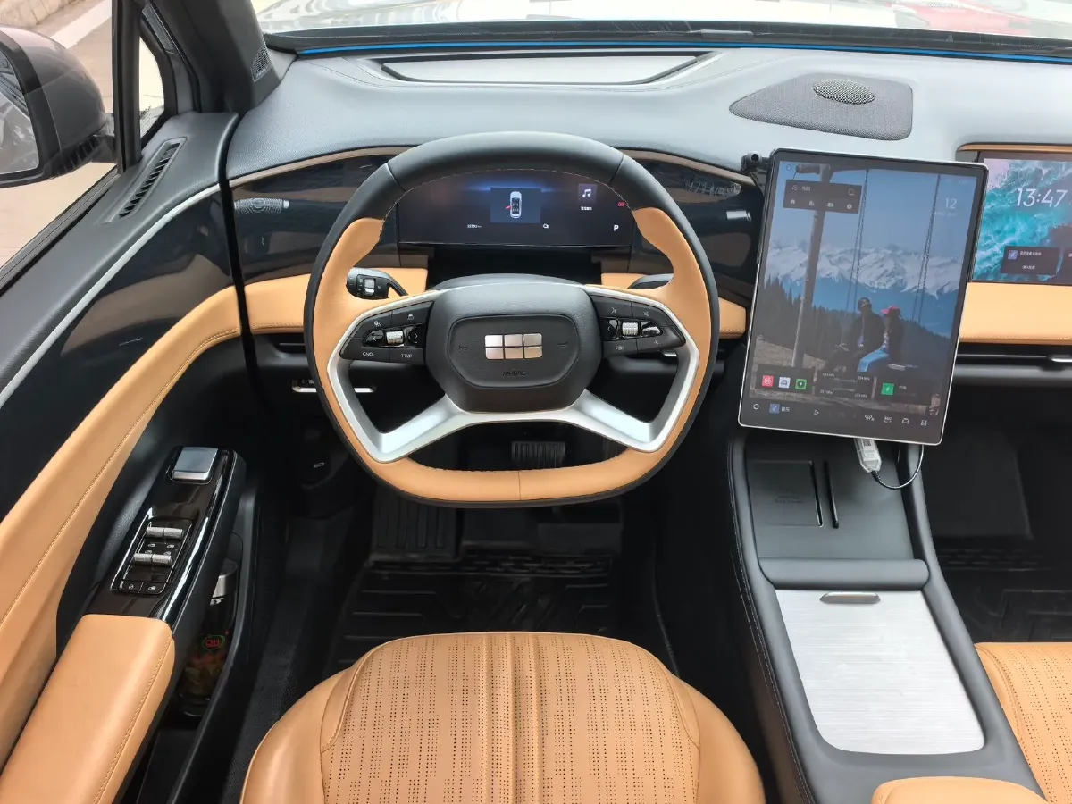 2024 Geely Galaxy L7 1.5T 163HP L4 3DHT PHEV 18.7KWH,autocango,china used car exporter,china ev exporter,chinese used car exporter,chinese used ev exporter