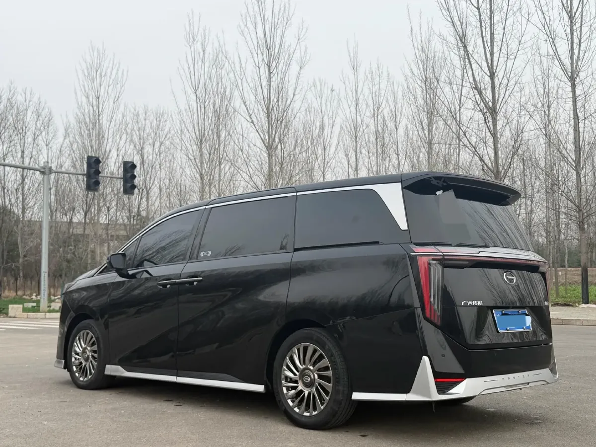 2023 GAC Trumpchi M8 2.0T 252HP L4 8AT,autocango,china used car exporter,china ev exporter,chinese used car exporter,chinese used ev exporter