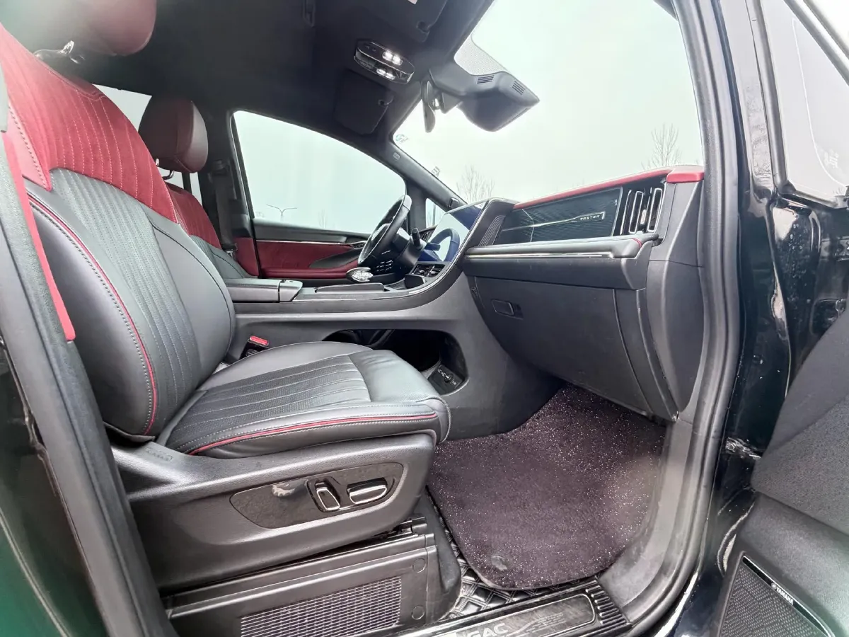 2023 GAC Trumpchi M8 2.0T 252HP L4 8AT,autocango,china used car exporter,china ev exporter,chinese used car exporter,chinese used ev exporter