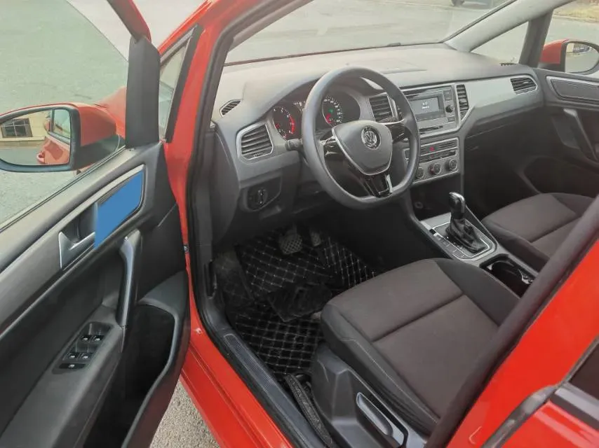 2018 Volkswagen Golf Sportsvan 1.6L 110HP L4 6AT,autocango,china used car exporter,china ev exporter,chinese used car exporter,chinese used ev exporter