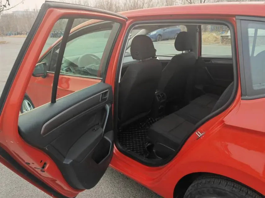 2018 Volkswagen Golf Sportsvan 1.6L 110HP L4 6AT,autocango,china used car exporter,china ev exporter,chinese used car exporter,chinese used ev exporter