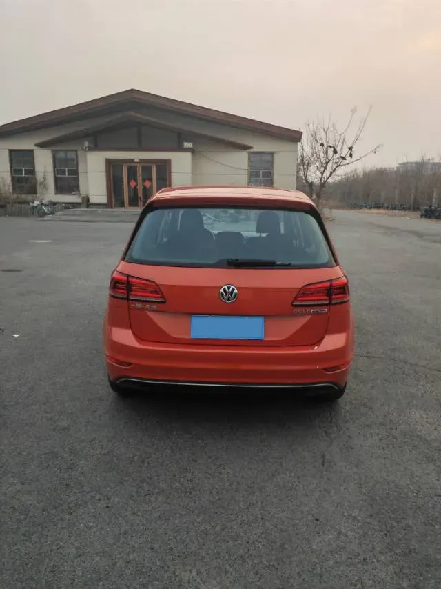 2018 Volkswagen Golf Sportsvan 1.6L 110HP L4 6AT,autocango,china used car exporter,china ev exporter,chinese used car exporter,chinese used ev exporter