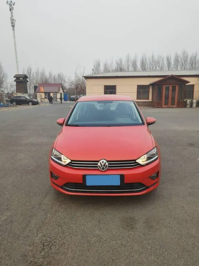 2018 Volkswagen Golf Sportsvan 1.6L 110HP L4 6AT,autocango,china used car exporter,china ev exporter,chinese used car exporter,chinese used ev exporter