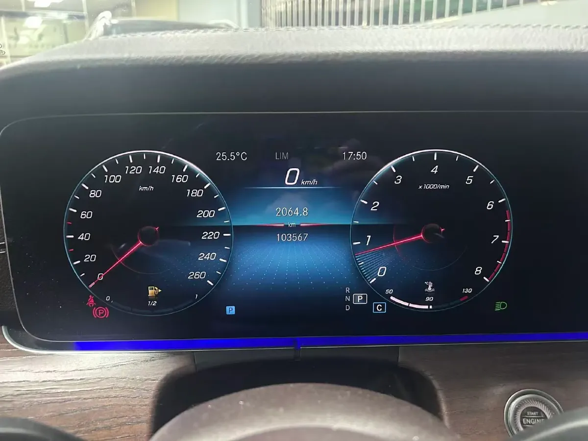 2021 Mercedes-Benz E Class 2.0T 258HP L4 9AT,autocango,china used car exporter,china ev exporter,chinese used car exporter,chinese used ev exporter