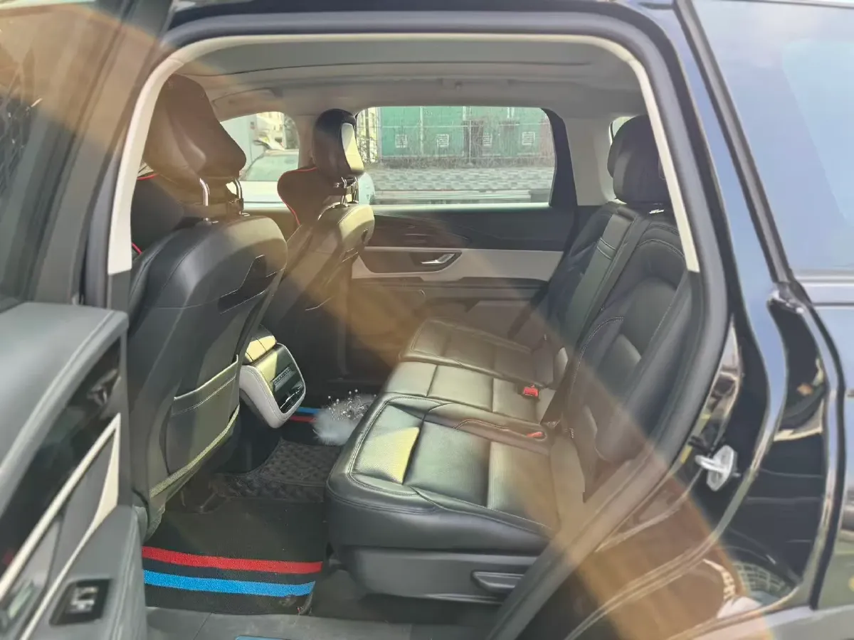 2025 Lincoln Nautilus 2.0T 261HP L4 8AT,autocango,china used car exporter,china ev exporter,chinese used car exporter,chinese used ev exporter