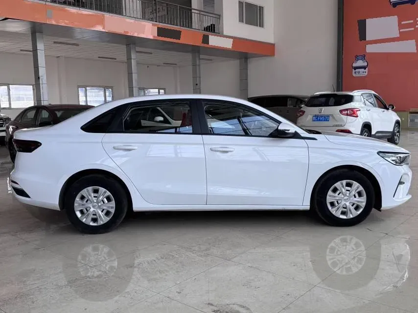 2023 Geely Emgrand 1.5L 127HP L4 5MT,autocango,china used car exporter,china ev exporter,chinese used car exporter,chinese used ev exporter