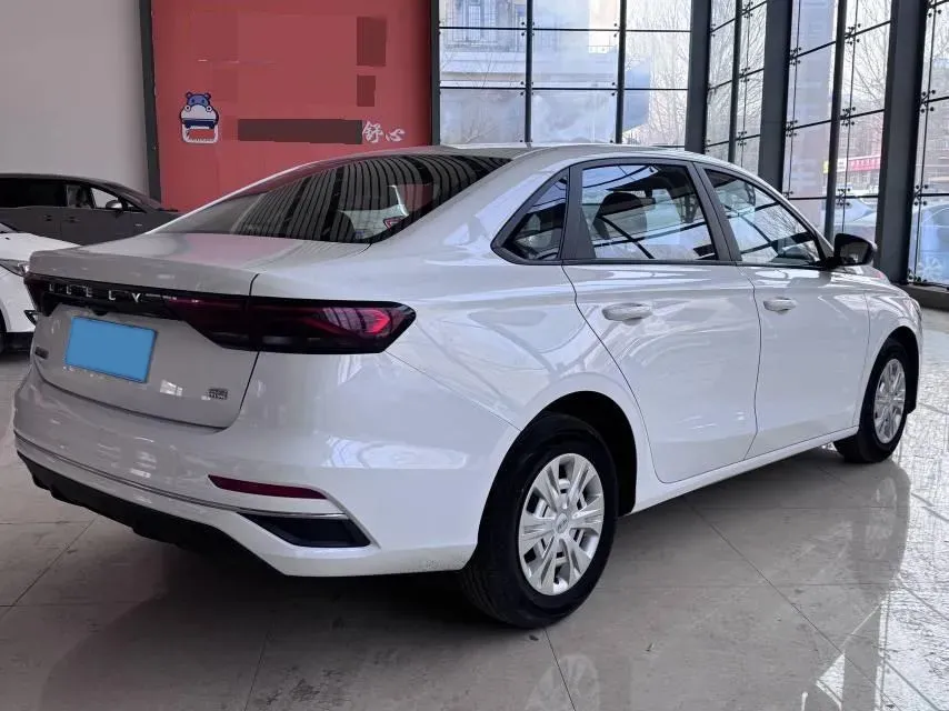 2023 Geely Emgrand 1.5L 127HP L4 5MT,autocango,china used car exporter,china ev exporter,chinese used car exporter,chinese used ev exporter