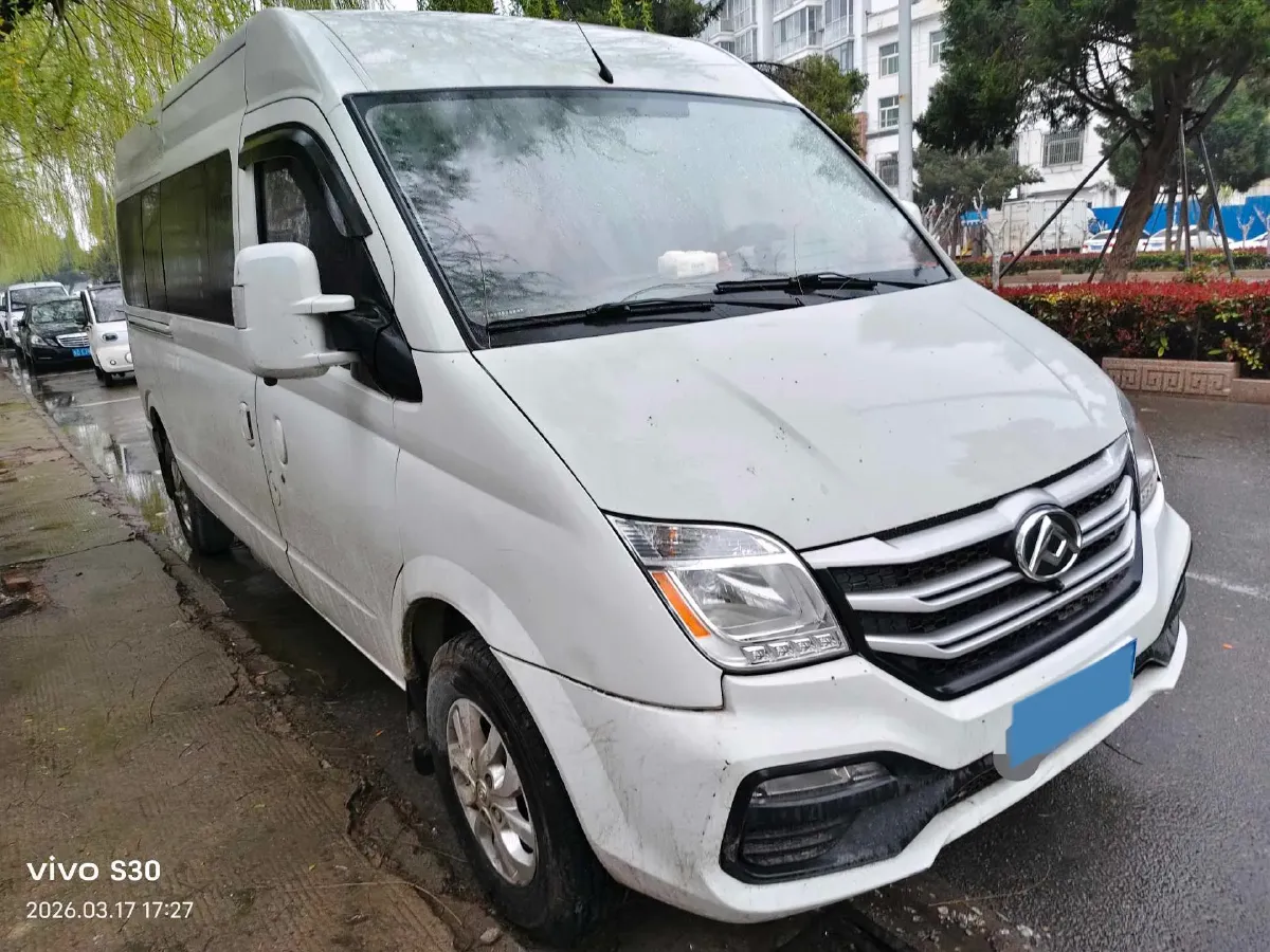 2021 MAXUS XinTu V80 2.0T 139HP L4 6MT,autocango,china used car exporter,china ev exporter,chinese used car exporter,chinese used ev exporter